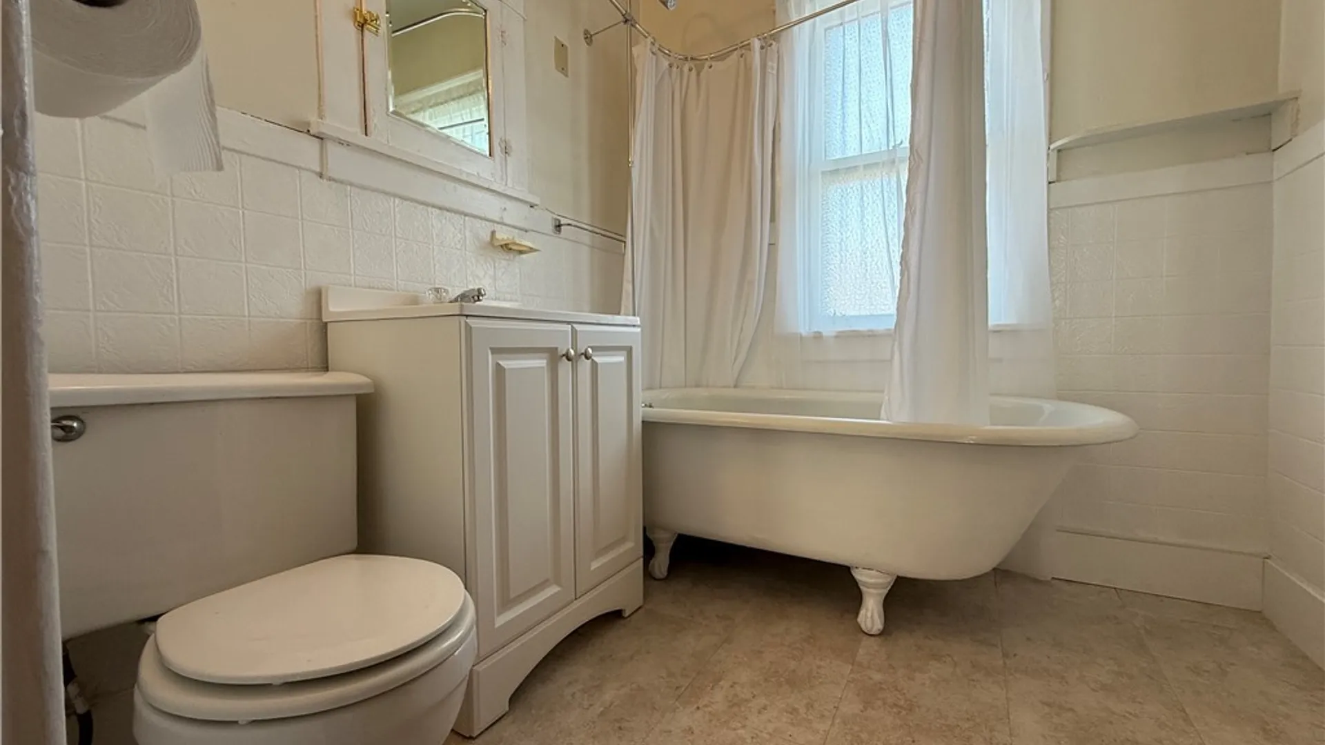 Property at 22 Briggs Avenue, Buffalo, NY 14207 24