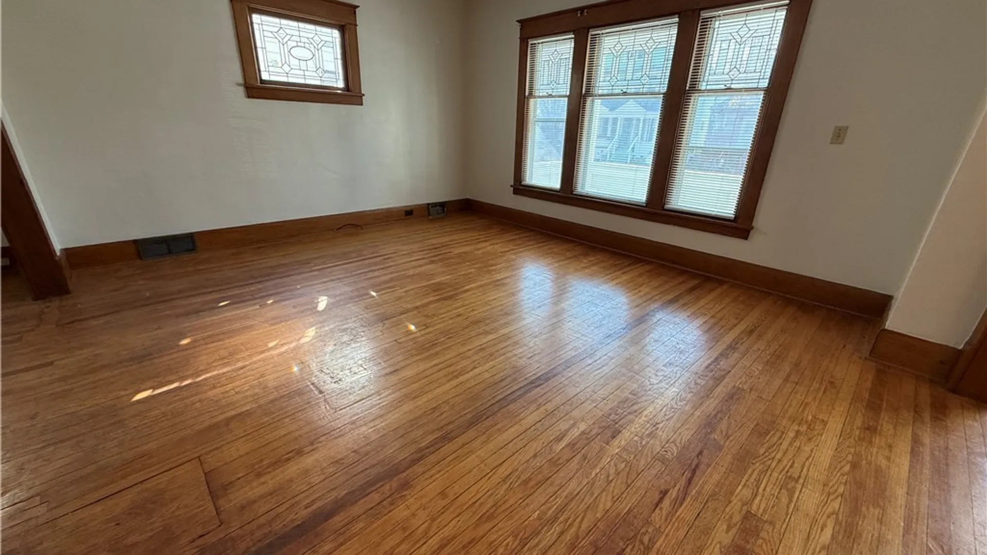 Property at 22 Briggs Avenue, Buffalo, NY 14207 38