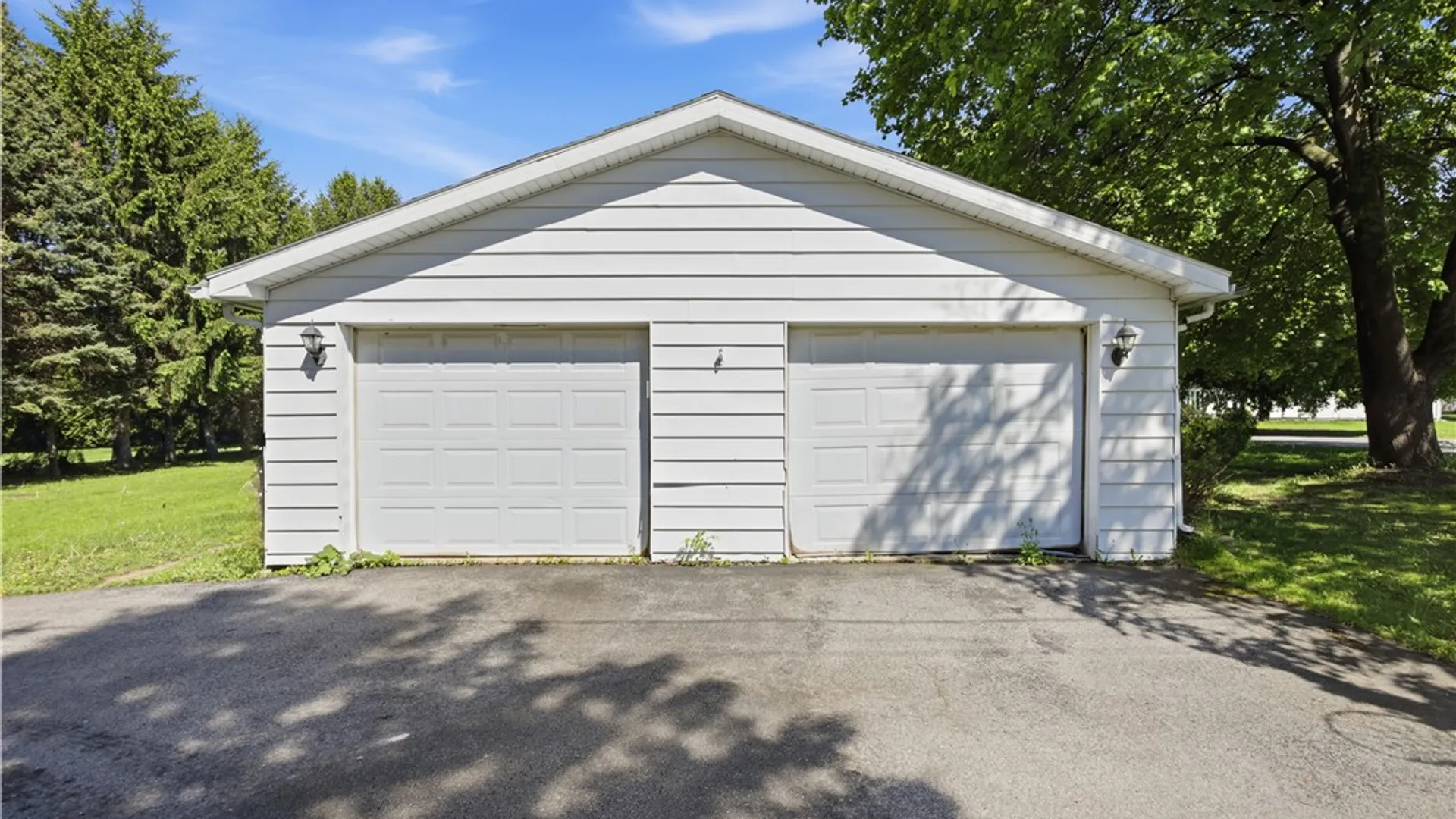 Property at 34 Broadway Street, Oakfield, NY 14125 22
