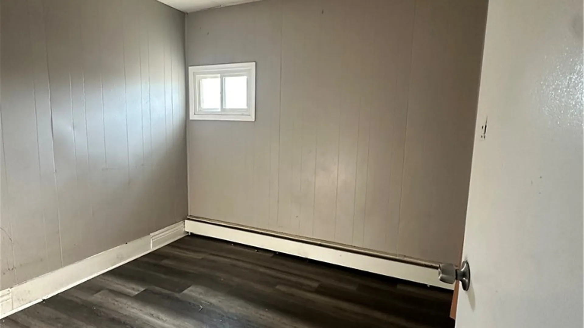 Property at 531 S Park Avenue, Buffalo, NY 14204 7