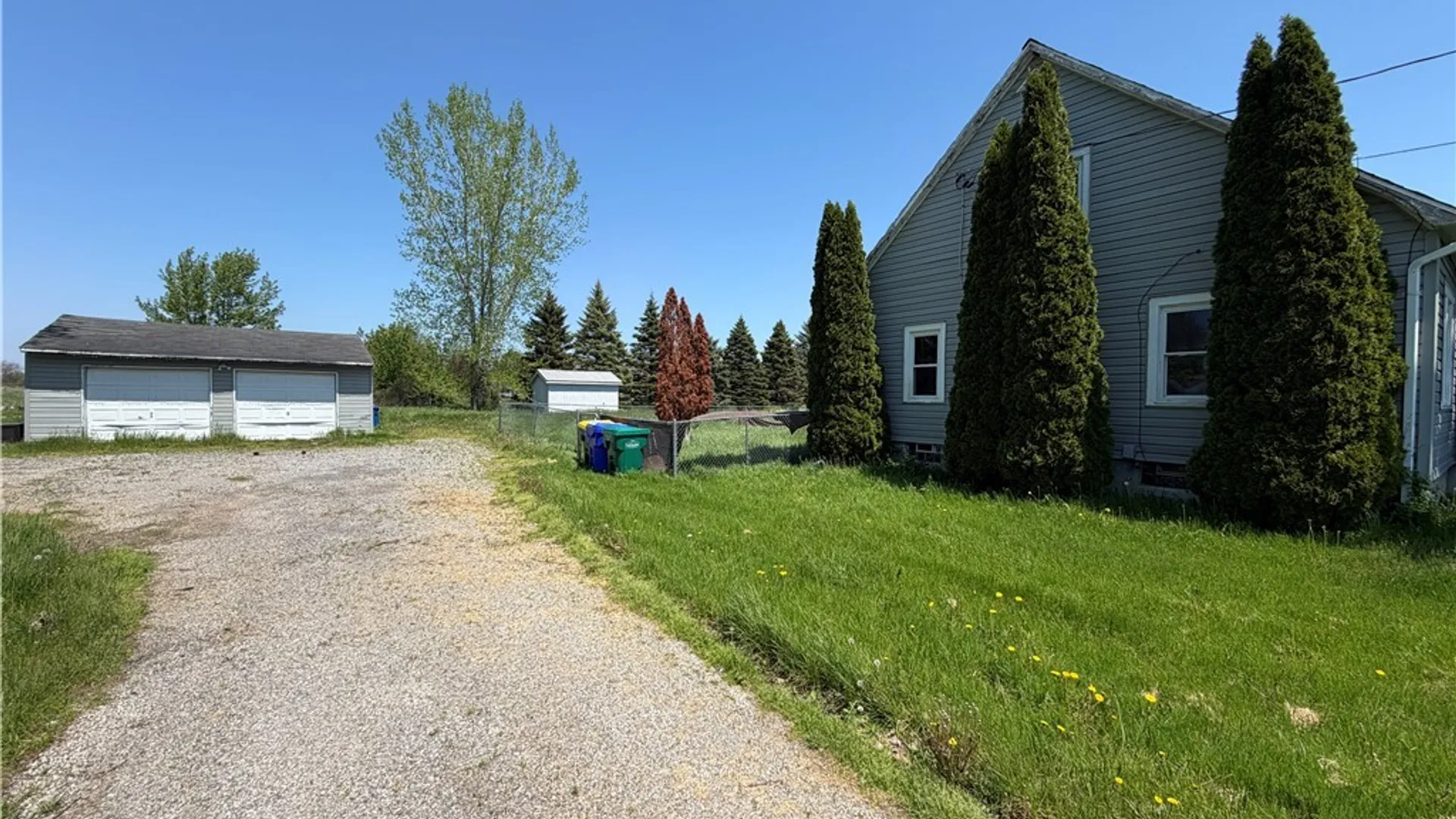 Property at 7453 Lincoln Avenue Extension, Lockport Town, NY 14094 3