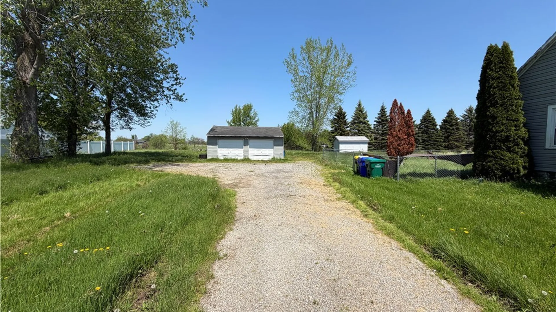 Property at 7453 Lincoln Avenue Extension, Lockport Town, NY 14094 4