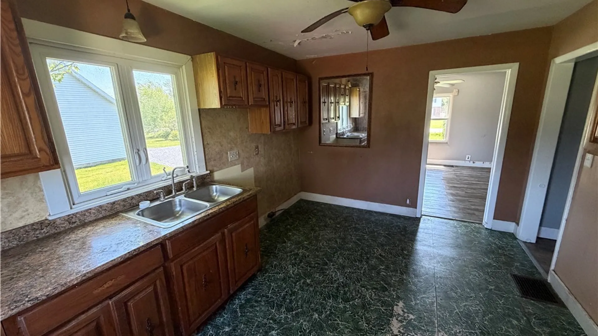 Property at 7453 Lincoln Avenue Extension, Lockport Town, NY 14094 14