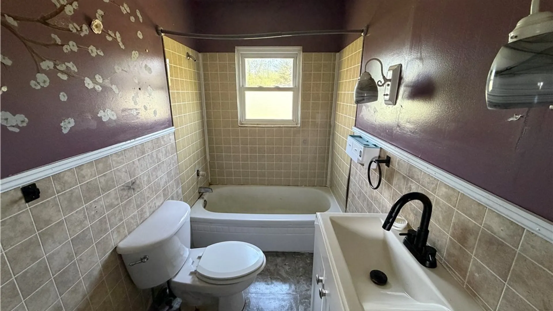 Property at 7453 Lincoln Avenue Extension, Lockport Town, NY 14094 16