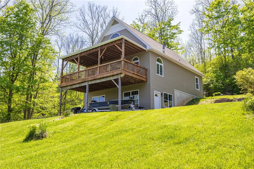 Property at 4380 State Route 31, Palmyra, NY 14522