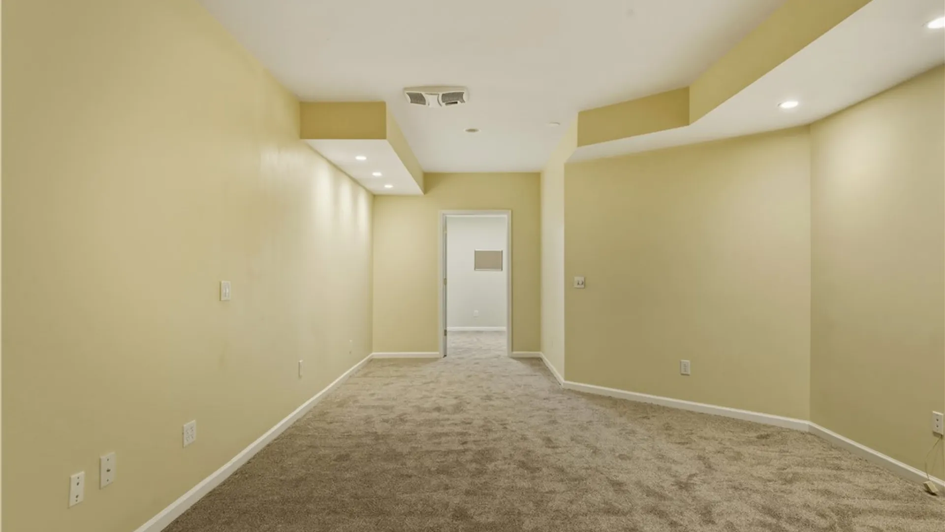 Property at 404 Demarest Parkway, Elmira, NY 14905 35