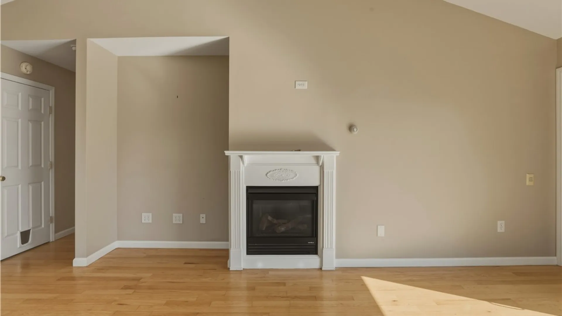 Property at 404 Demarest Parkway, Elmira, NY 14905 9