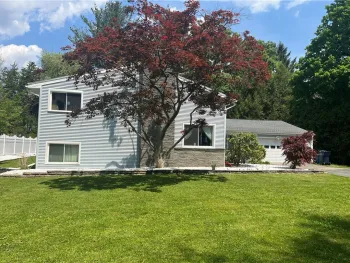 Property at 46 Larchwood Drive, Perinton, NY 14534