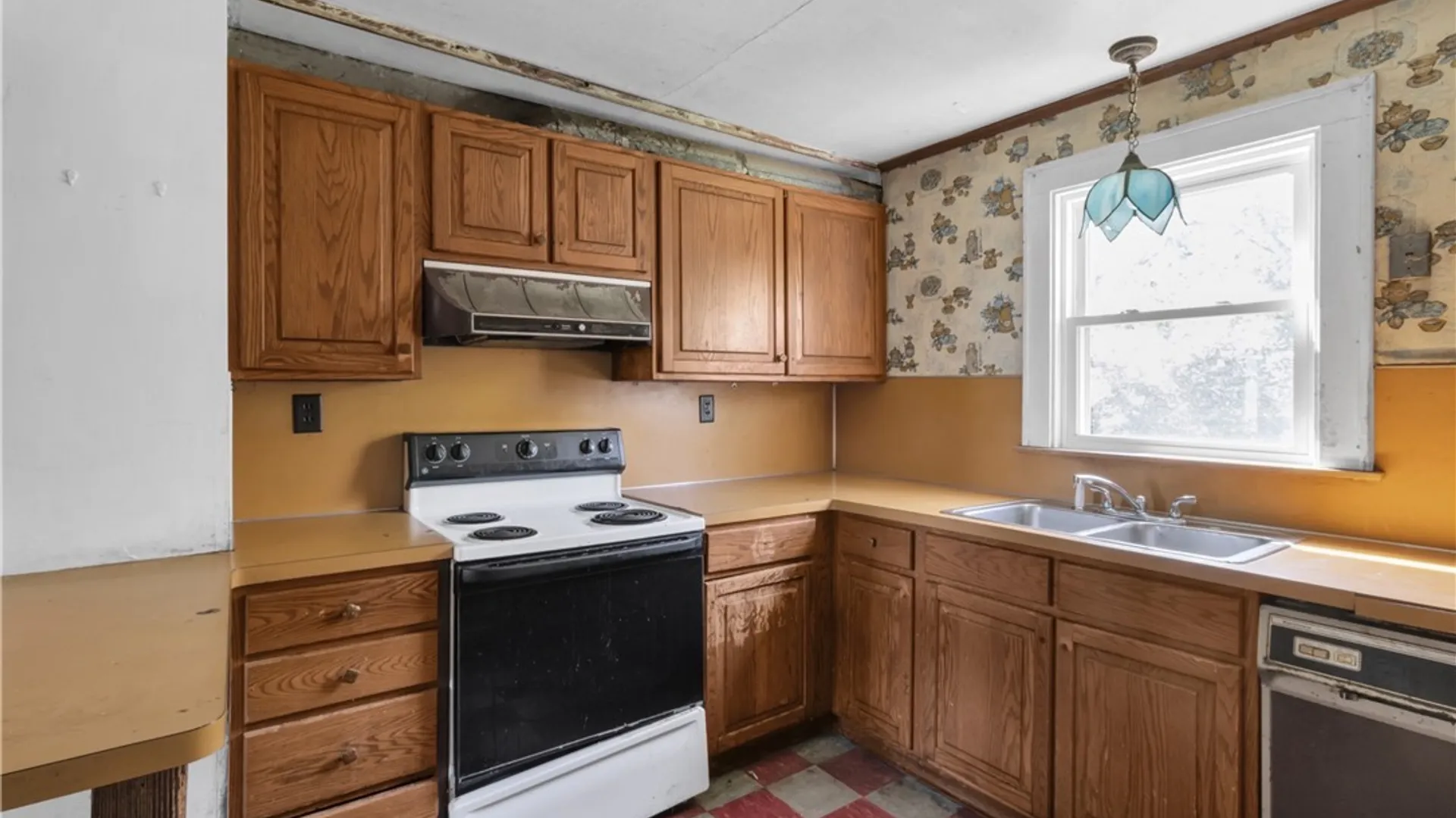 Property at 5748 Campbell Boulevard, Cambria, NY 14094 16