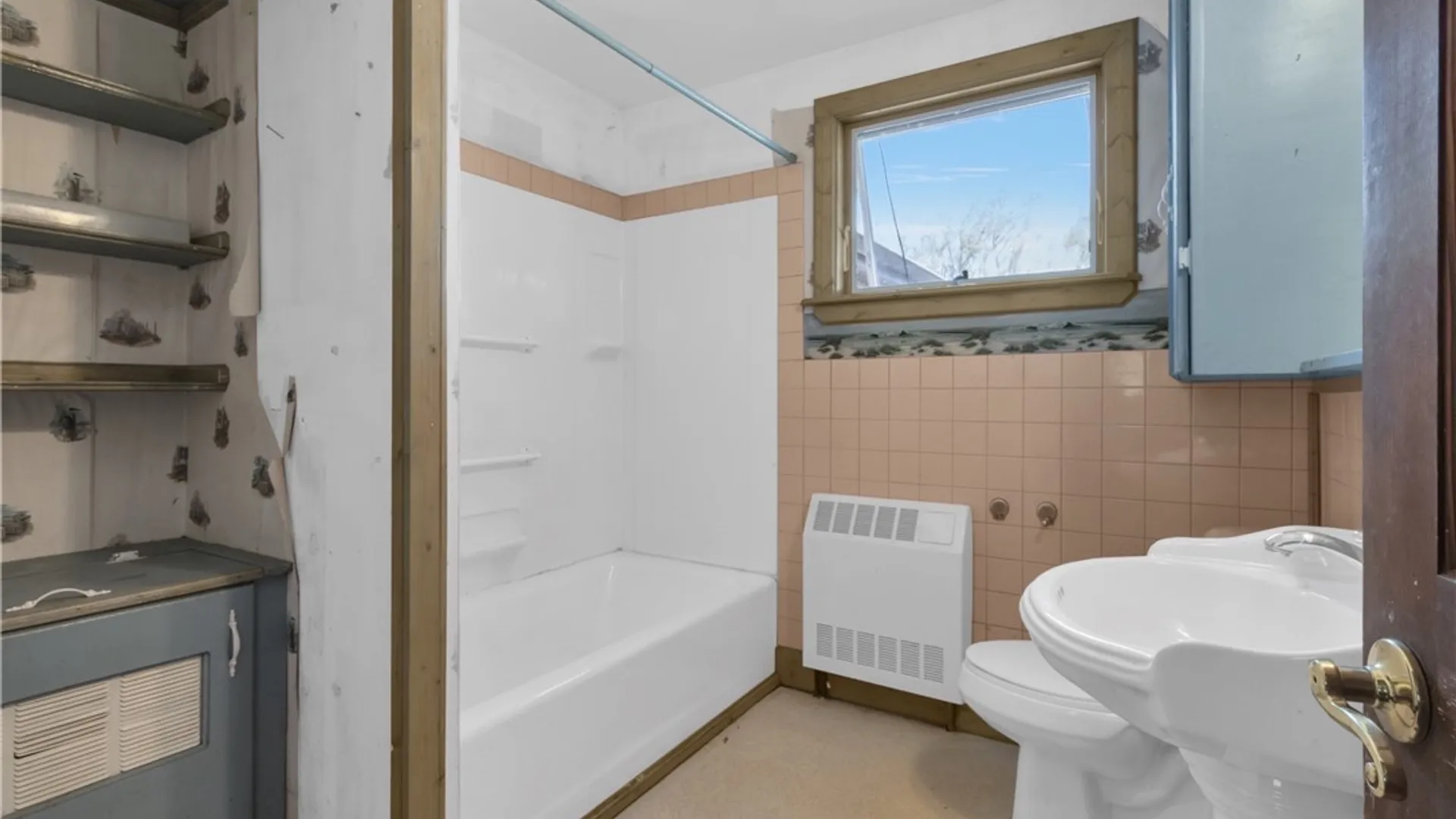 Property at 5748 Campbell Boulevard, Cambria, NY 14094 18