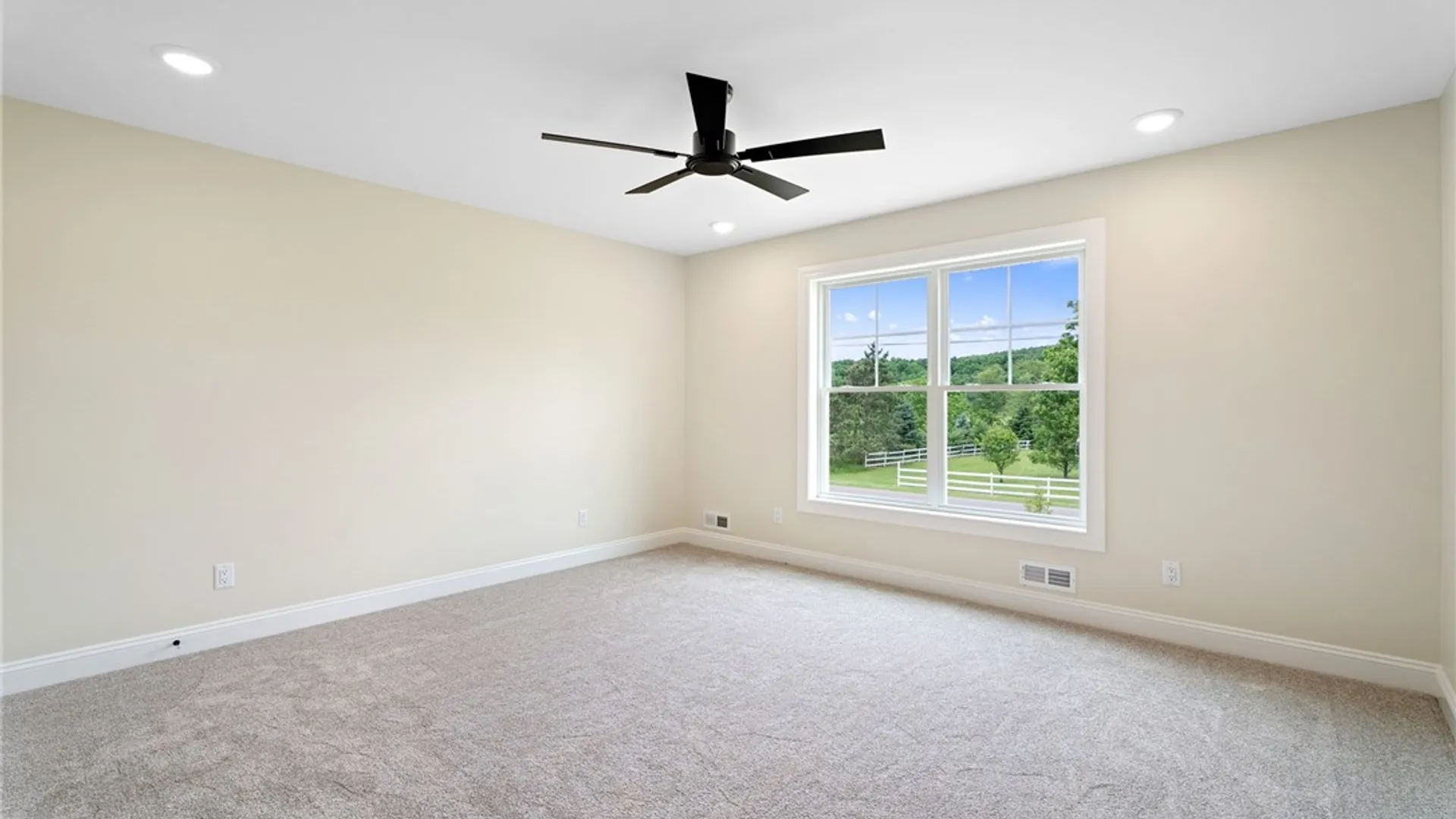 Property at 2 Quarry Lane, Big Flats, NY 14845 32