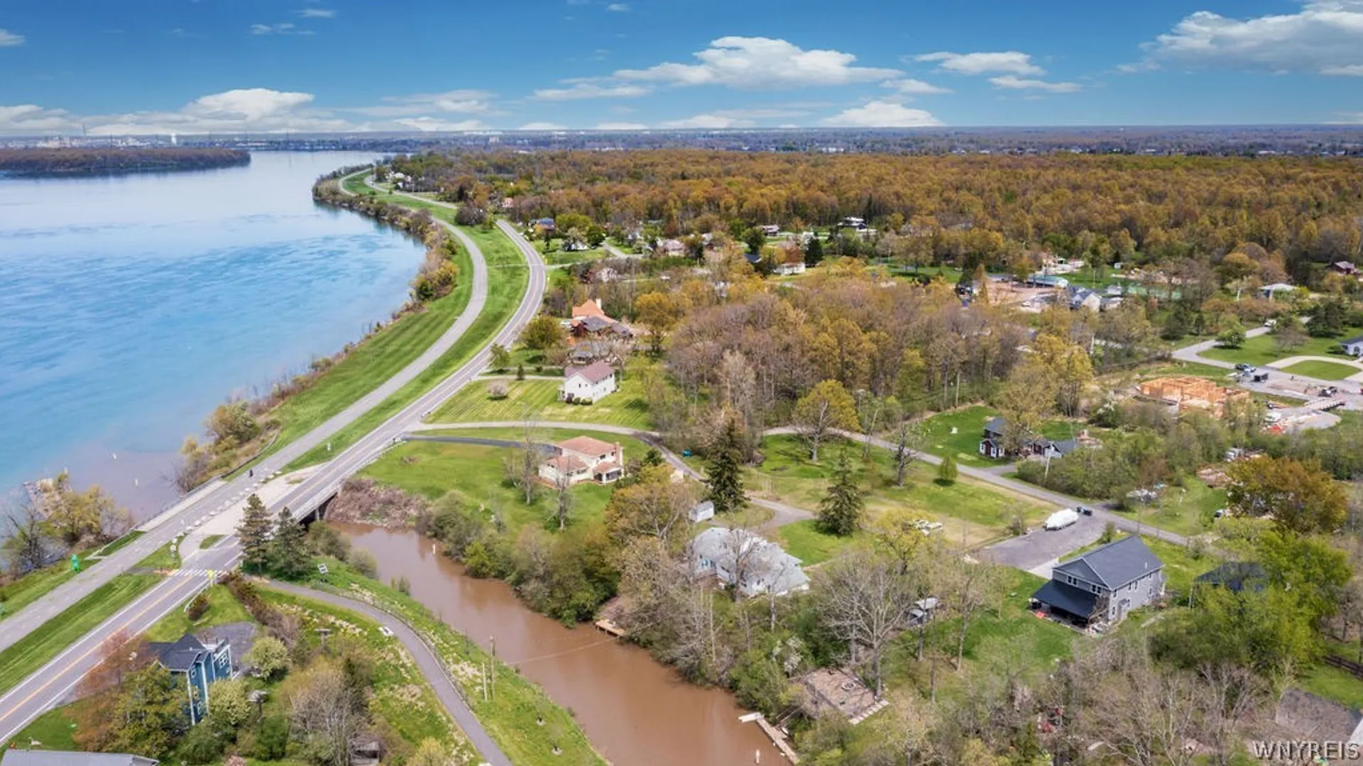 Property at 3179 West River Road, Grand Island, NY 14072 4