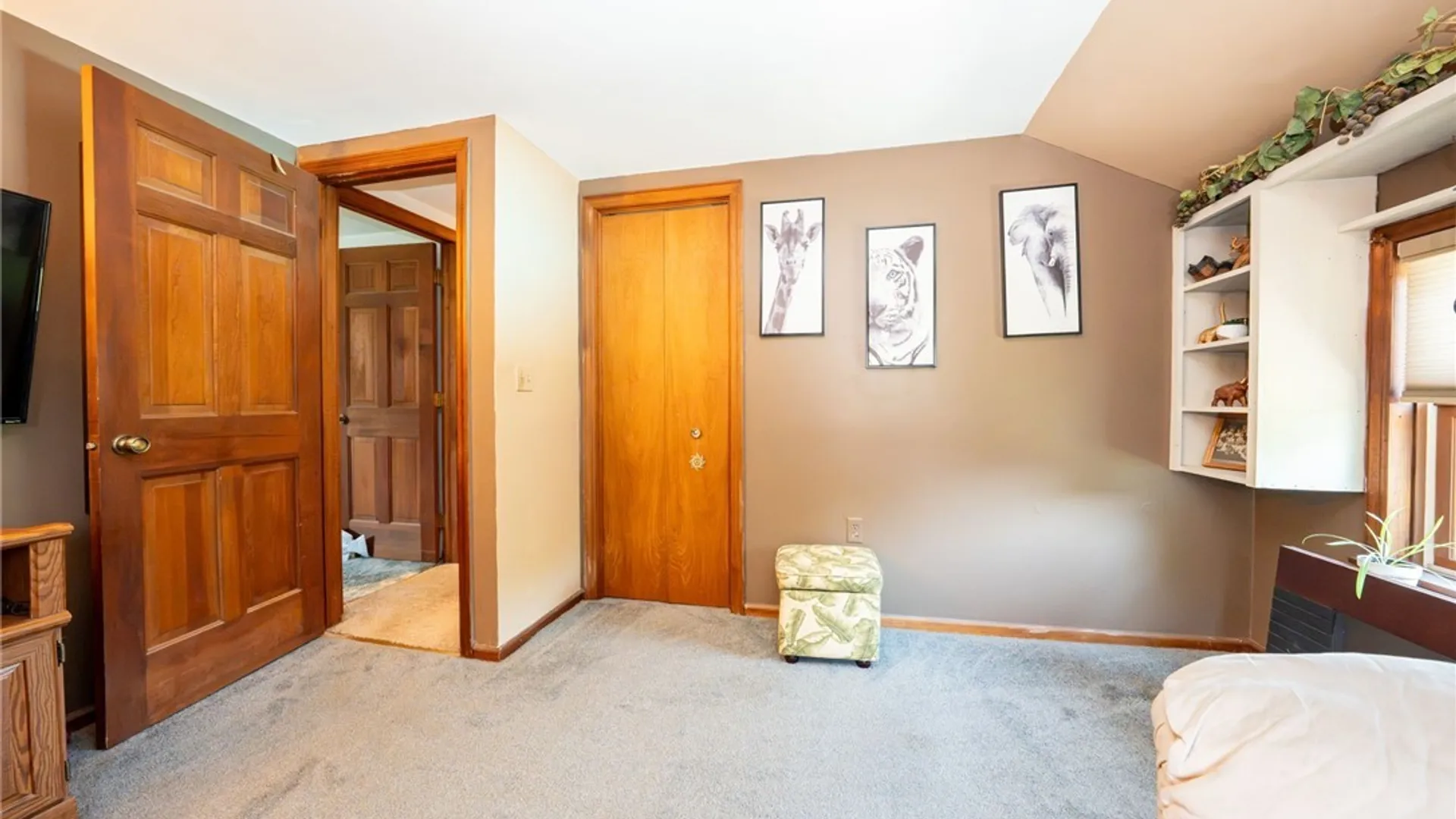 Property at 6275 Eckhardt Road, Hamburg, NY 14085 23