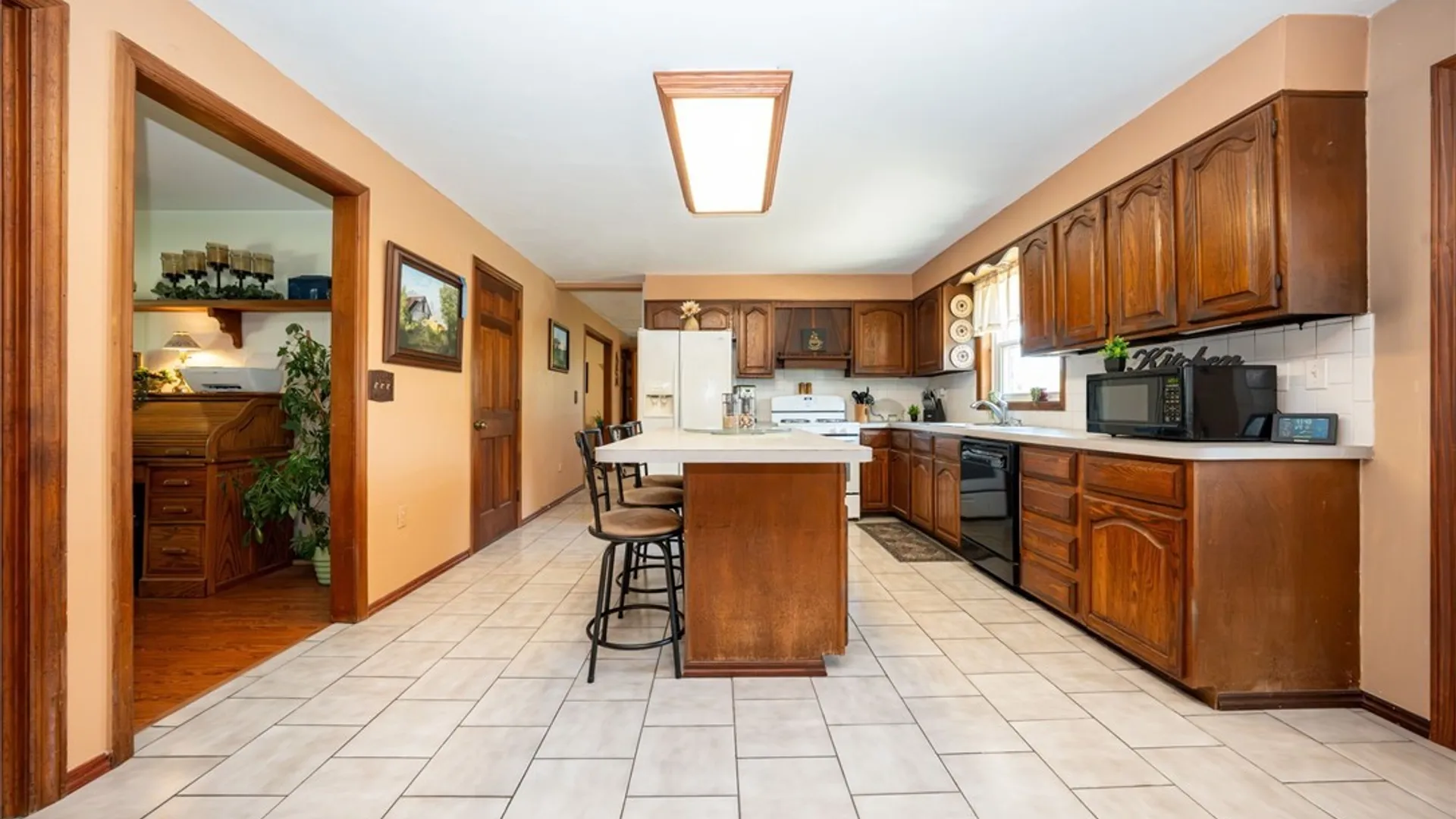 Property at 6275 Eckhardt Road, Hamburg, NY 14085 9