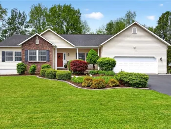 Property at 139 Golden Meadows Way, Camillus, NY 13164
