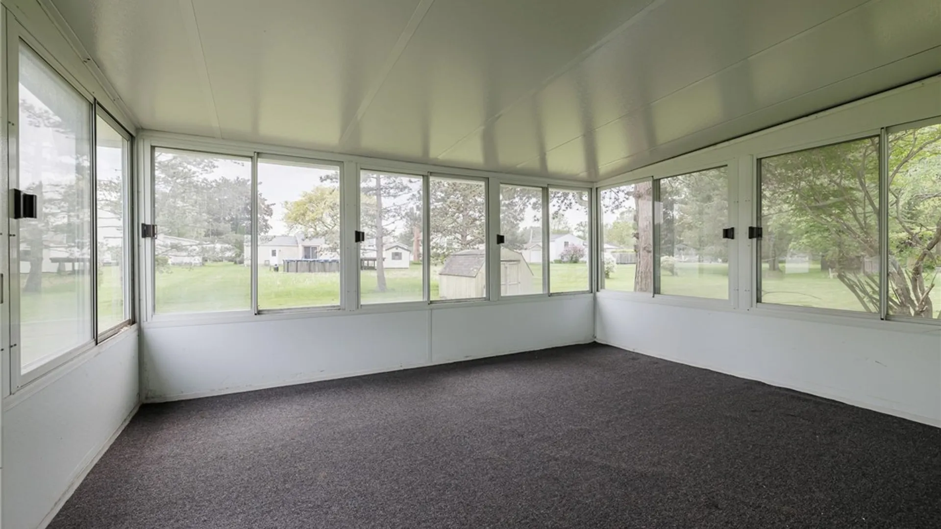 Property at 130 Troutbeck Lane, Greece, NY 14626 26