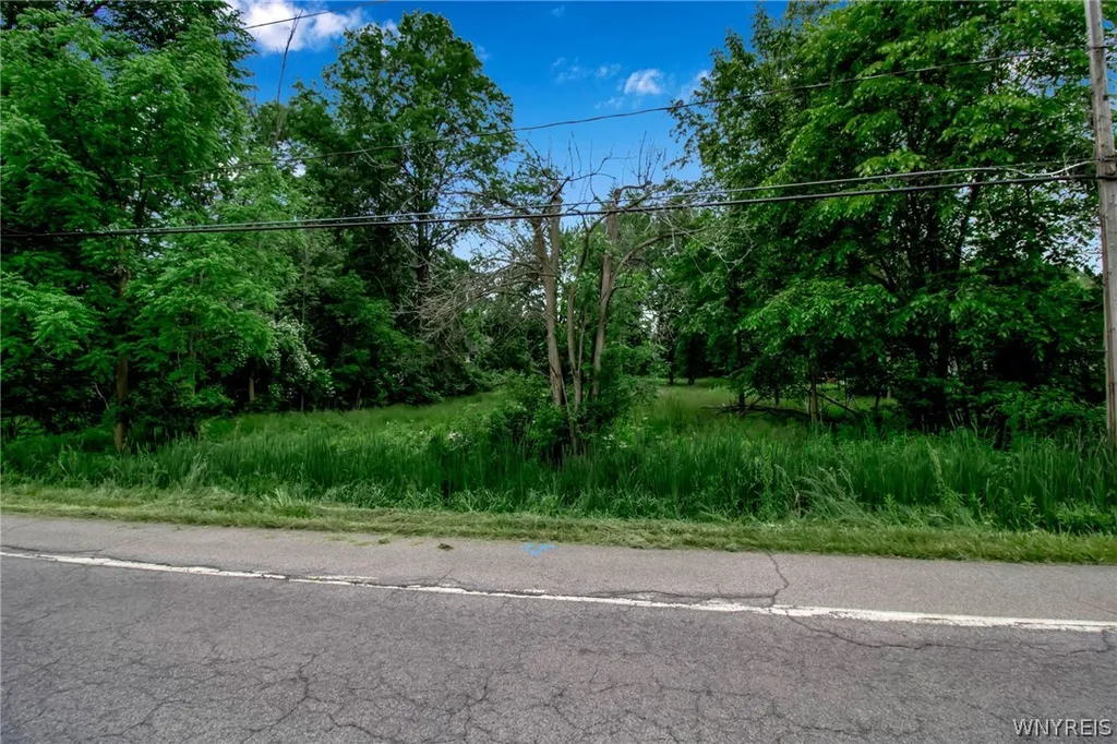 Property at 3710 E River Road, Grand Island, NY 14072