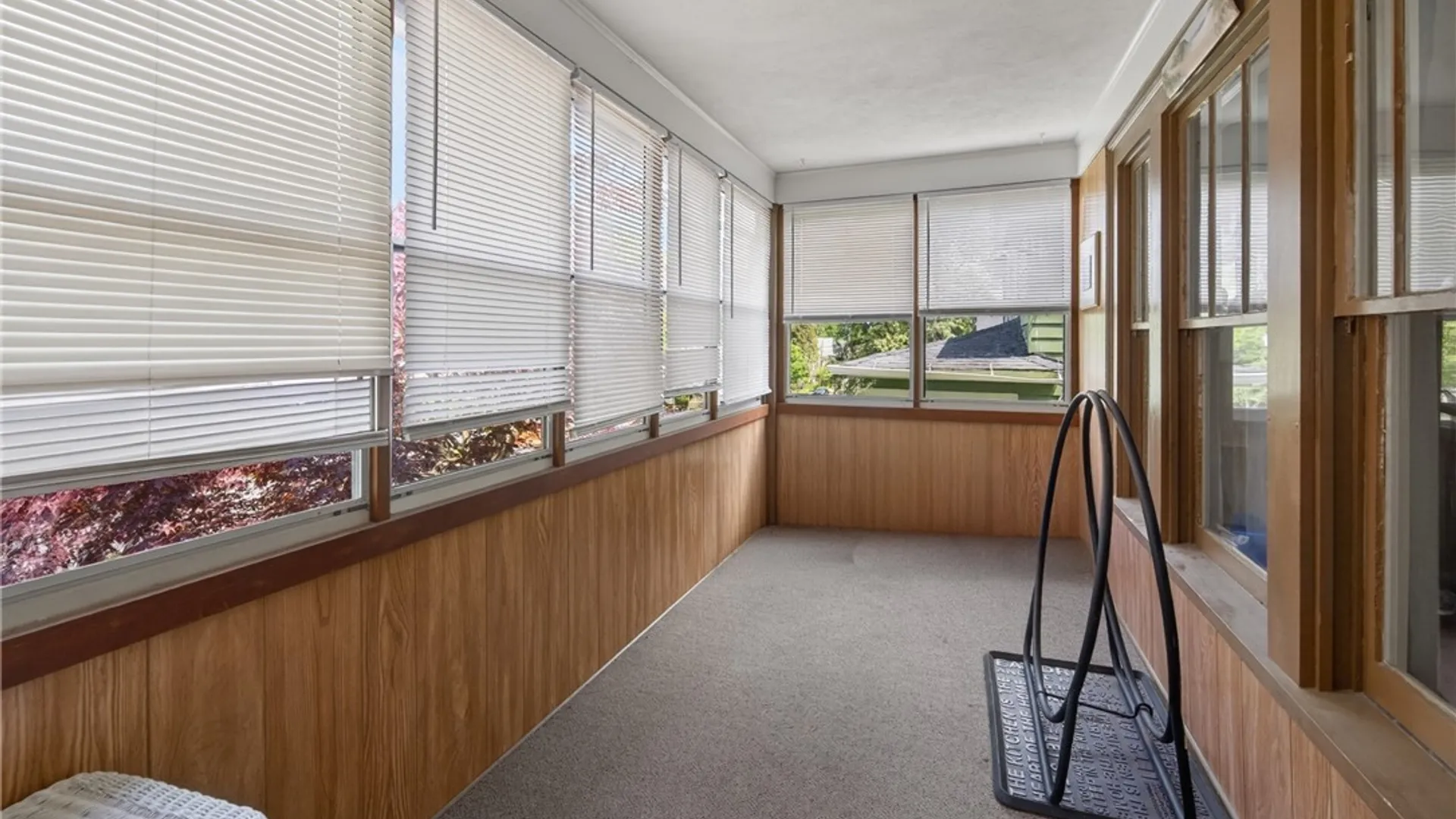 Property at 207 Parkway Drive, Syracuse, NY 13207 5