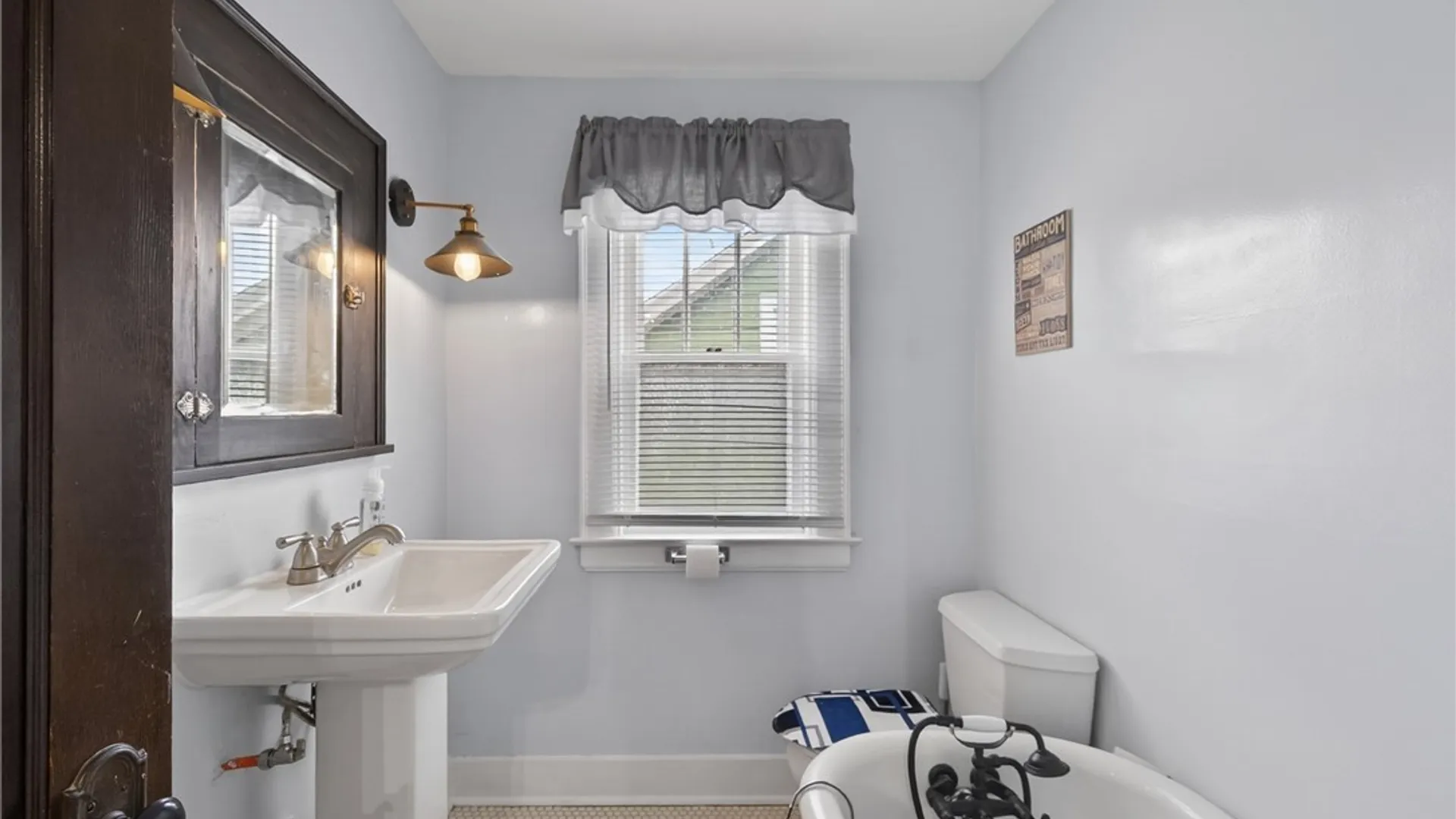 Property at 207 Parkway Drive, Syracuse, NY 13207 28