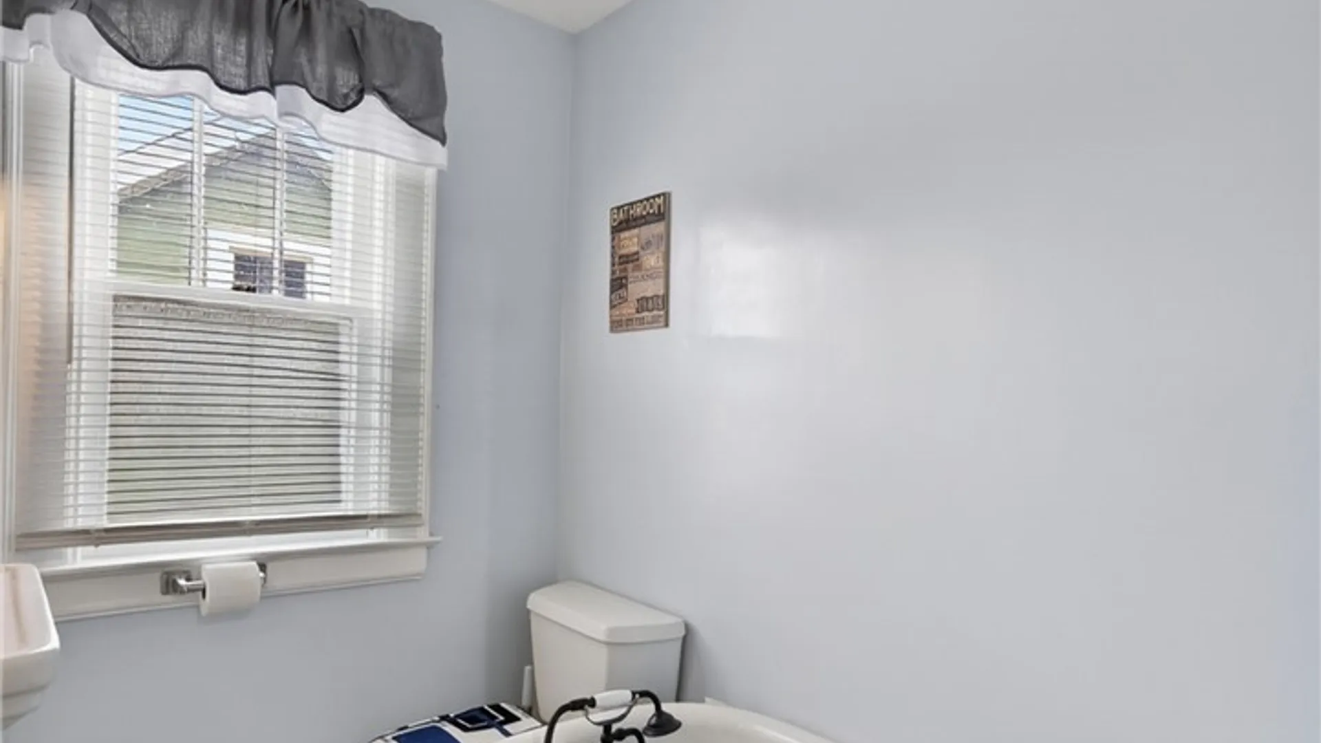 Property at 207 Parkway Drive, Syracuse, NY 13207 30