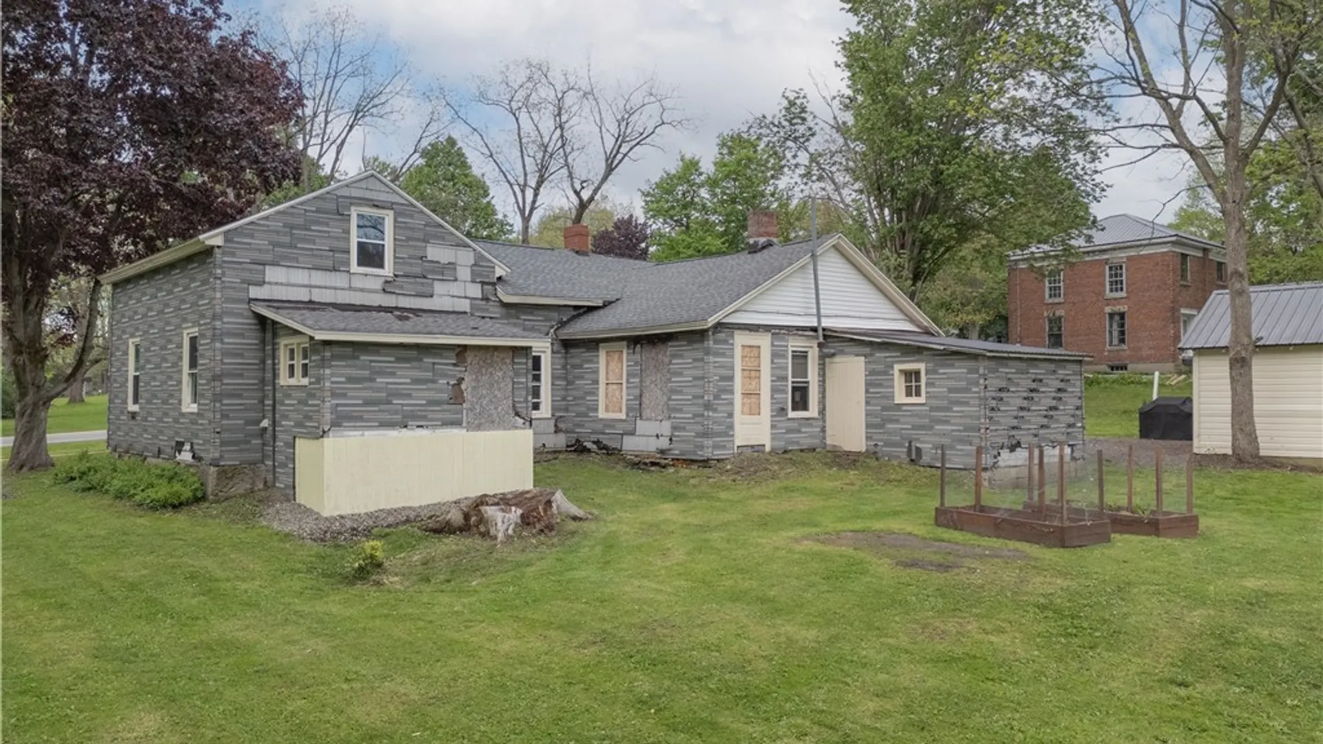 Property at 18 East Avenue, Charlotte, NY 14782 5