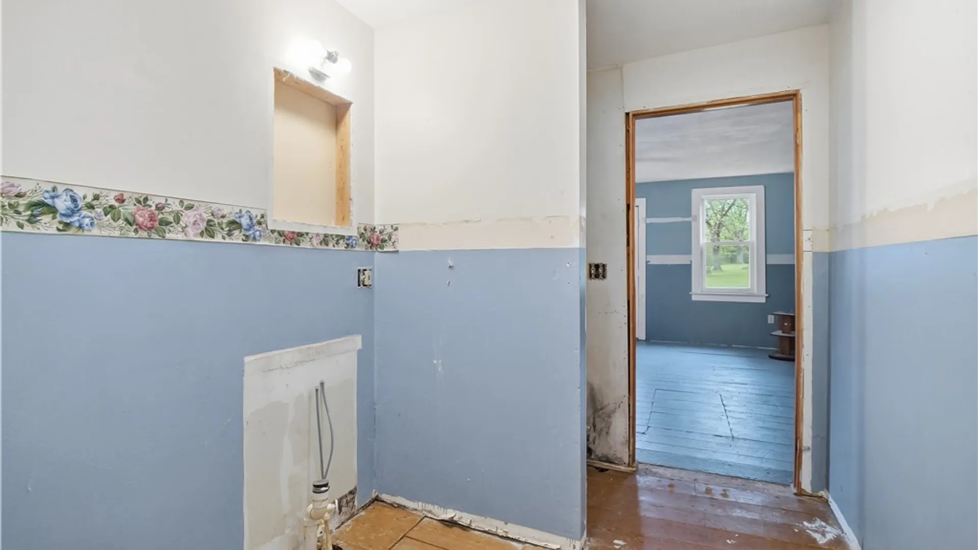 Property at 18 East Avenue, Charlotte, NY 14782 21