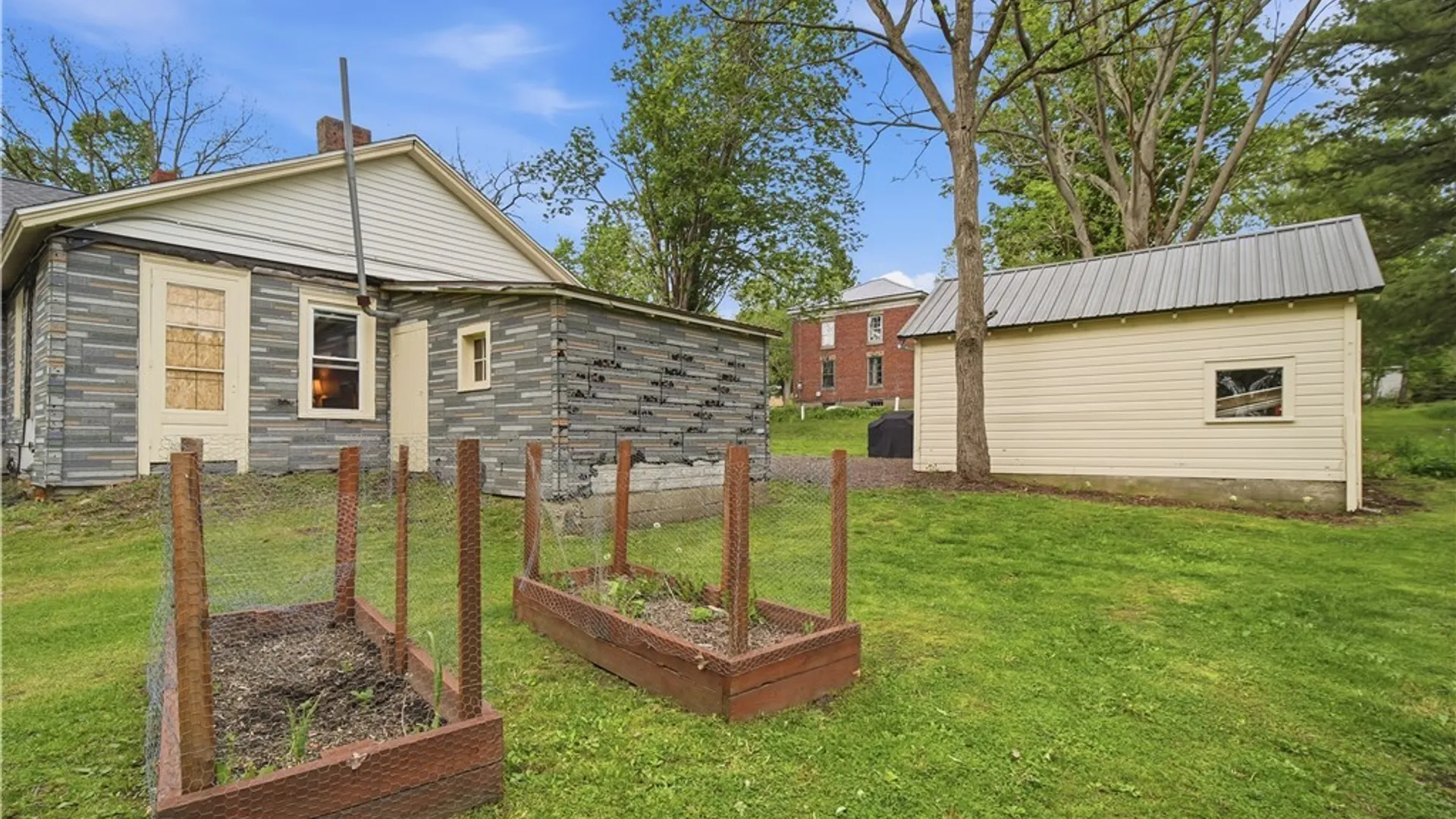 Property at 18 East Avenue, Charlotte, NY 14782 27