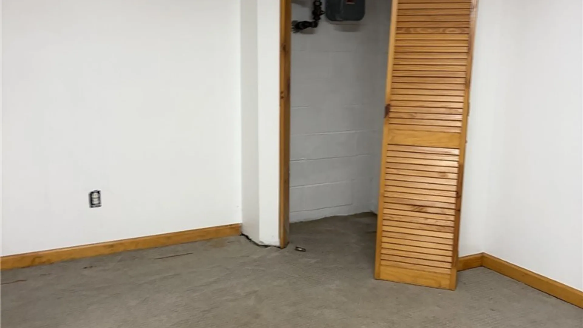 Property at 200 Gifford Parkway, Syracuse, NY 13214 14