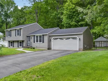 Property at 13 Ironwood, Schroeppel, NY 13132