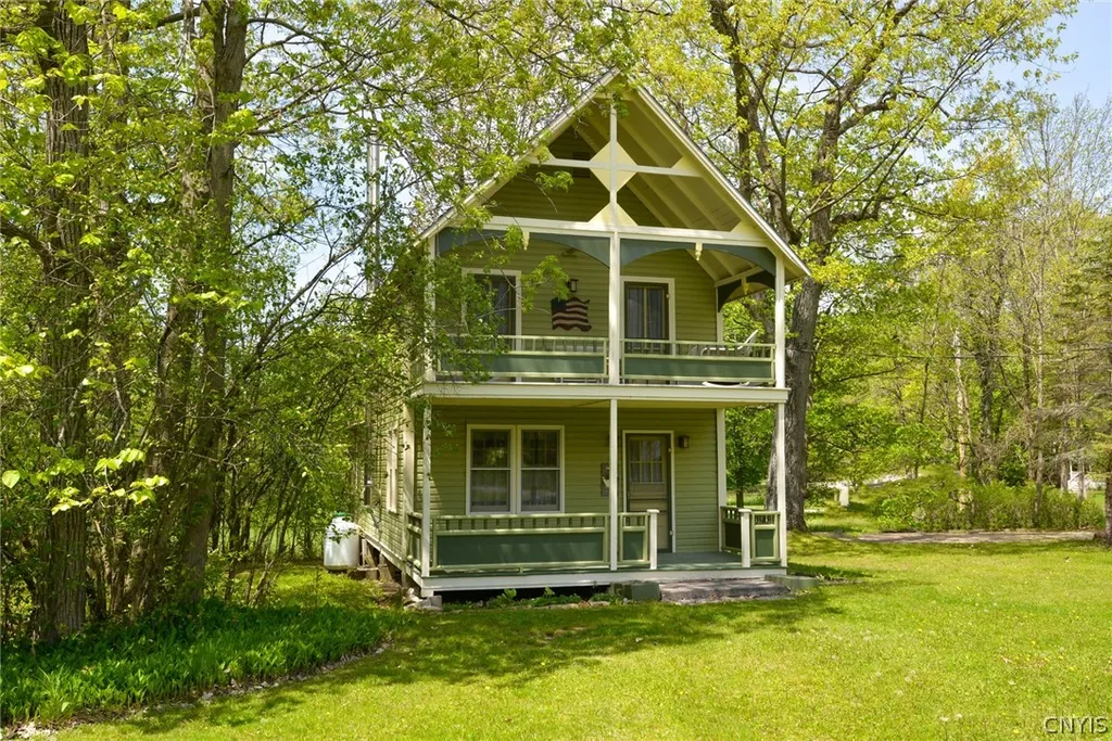Property at 17180 Park Avenue, Orleans, NY 13692