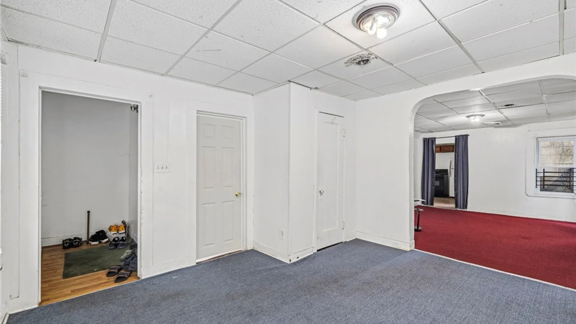 Property at 165 Glenwood Avenue, Buffalo, NY 14208 4