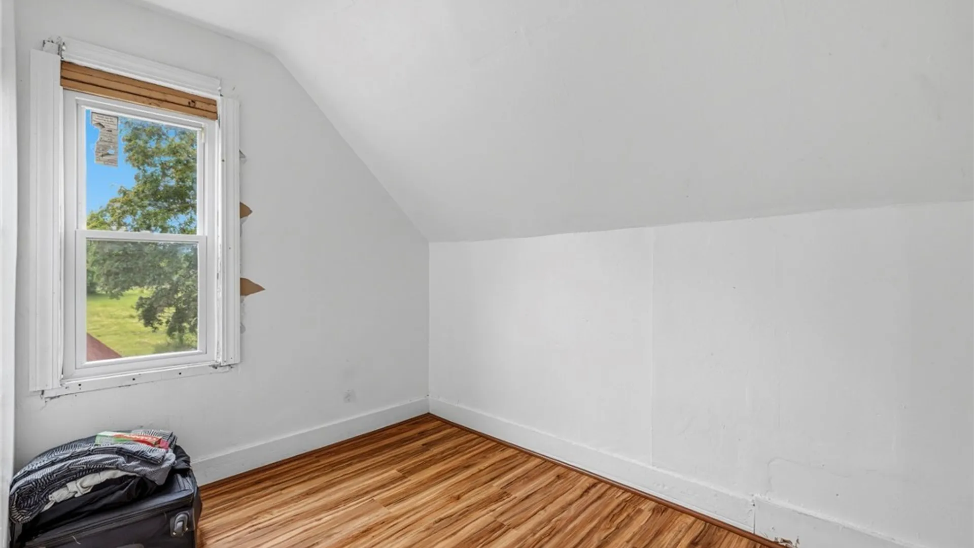 Property at 165 Glenwood Avenue, Buffalo, NY 14208 14