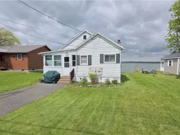 Property at 6431 State Route 90, Aurelius, NY 13034