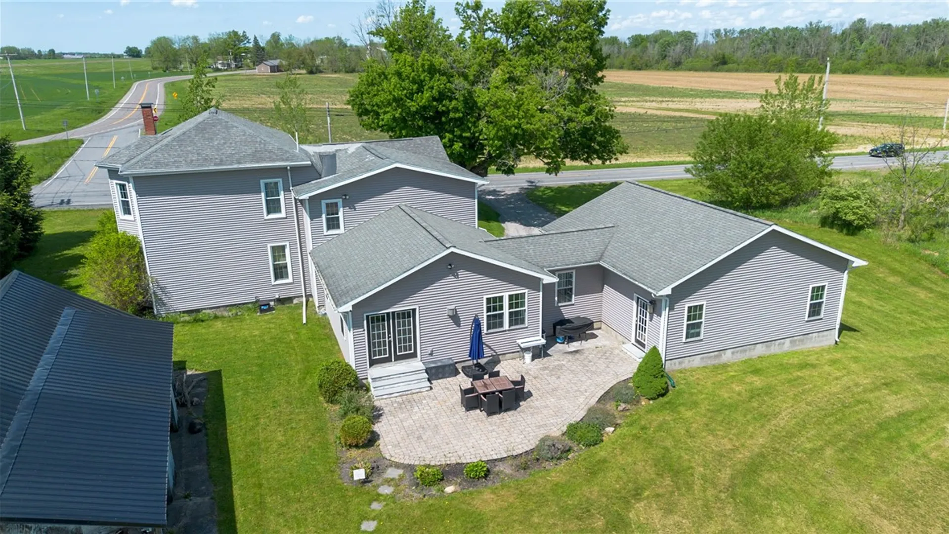 Property at 1399 Lake To Lake Road, Seneca, NY 14456 5