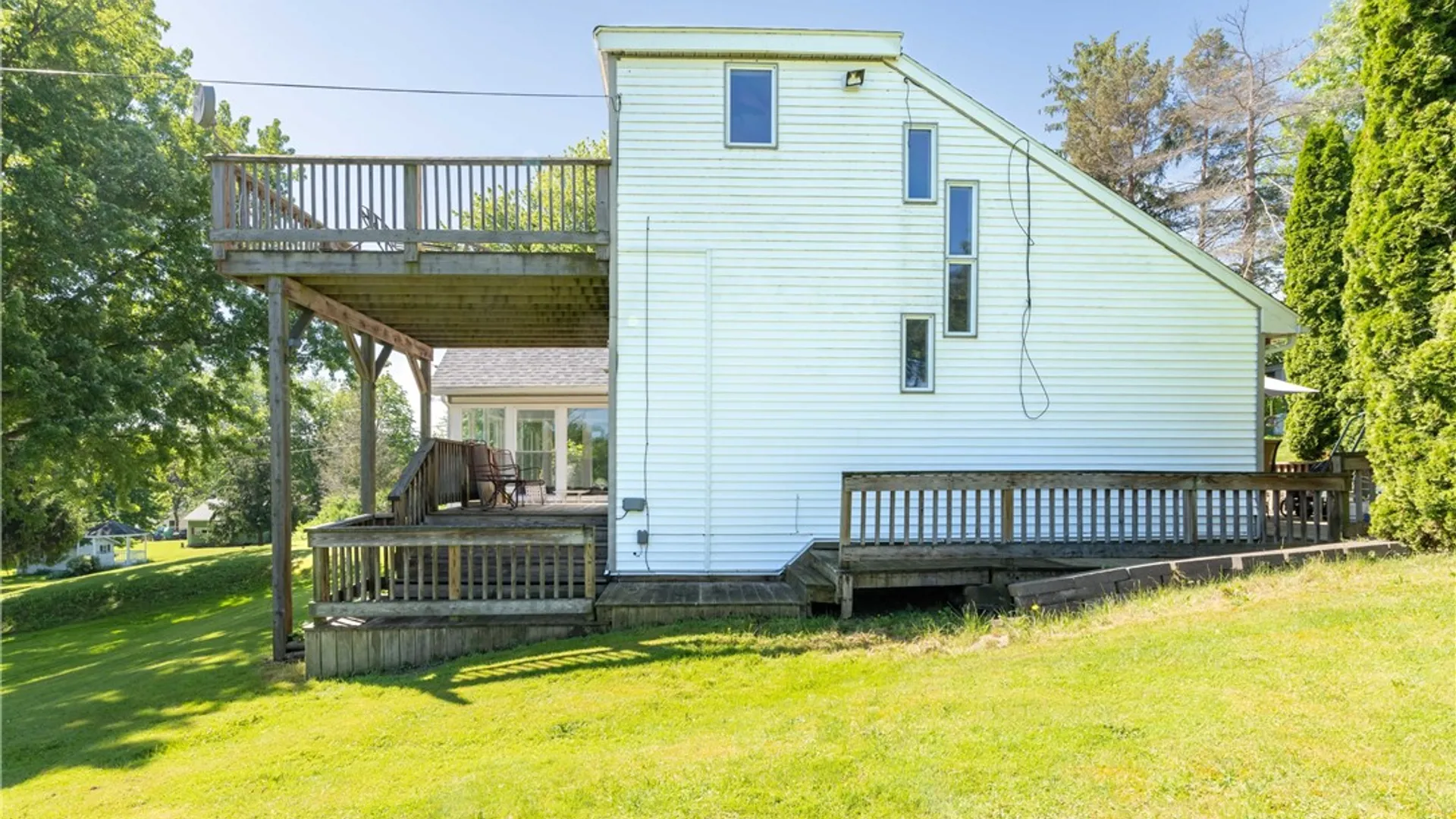 Property at 10293 Connecticut Ave, Huron, NY 14590 36