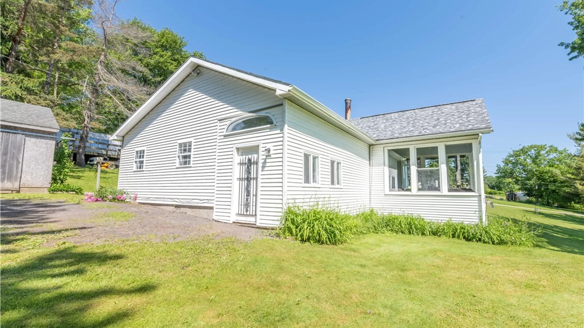 Property at 10293 Connecticut Ave, Huron, NY 14590 37