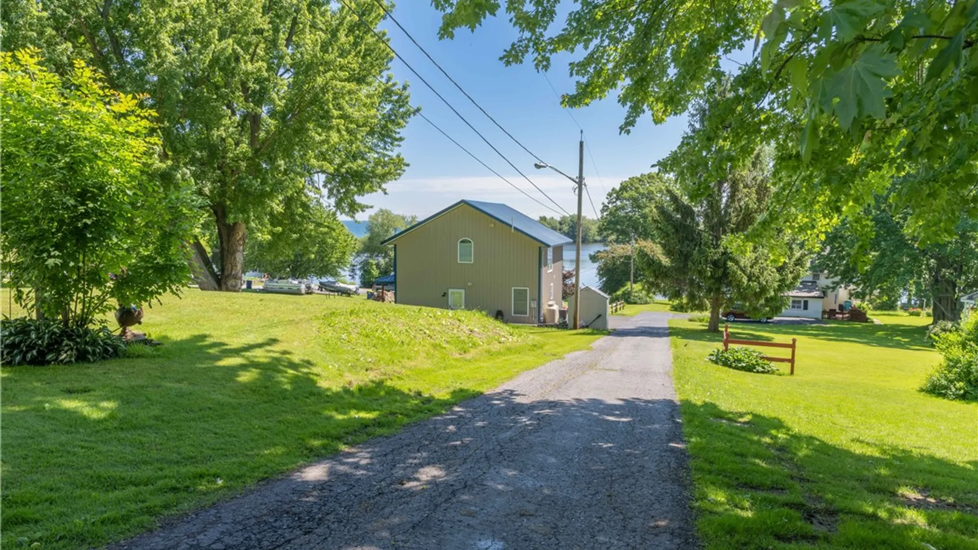 Property at 10293 Connecticut Ave, Huron, NY 14590 41