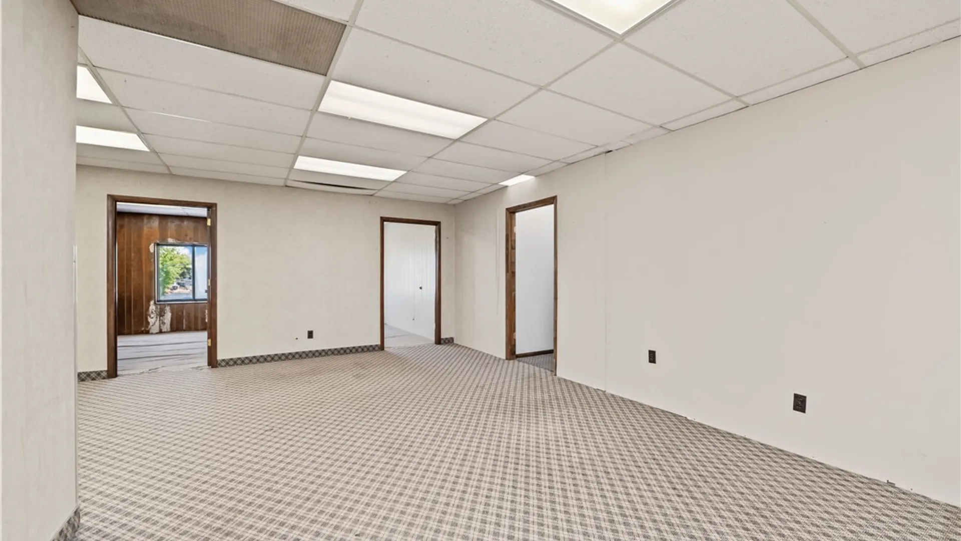 Property at 1600 Lyell Avenue, Rochester, NY 14606 39
