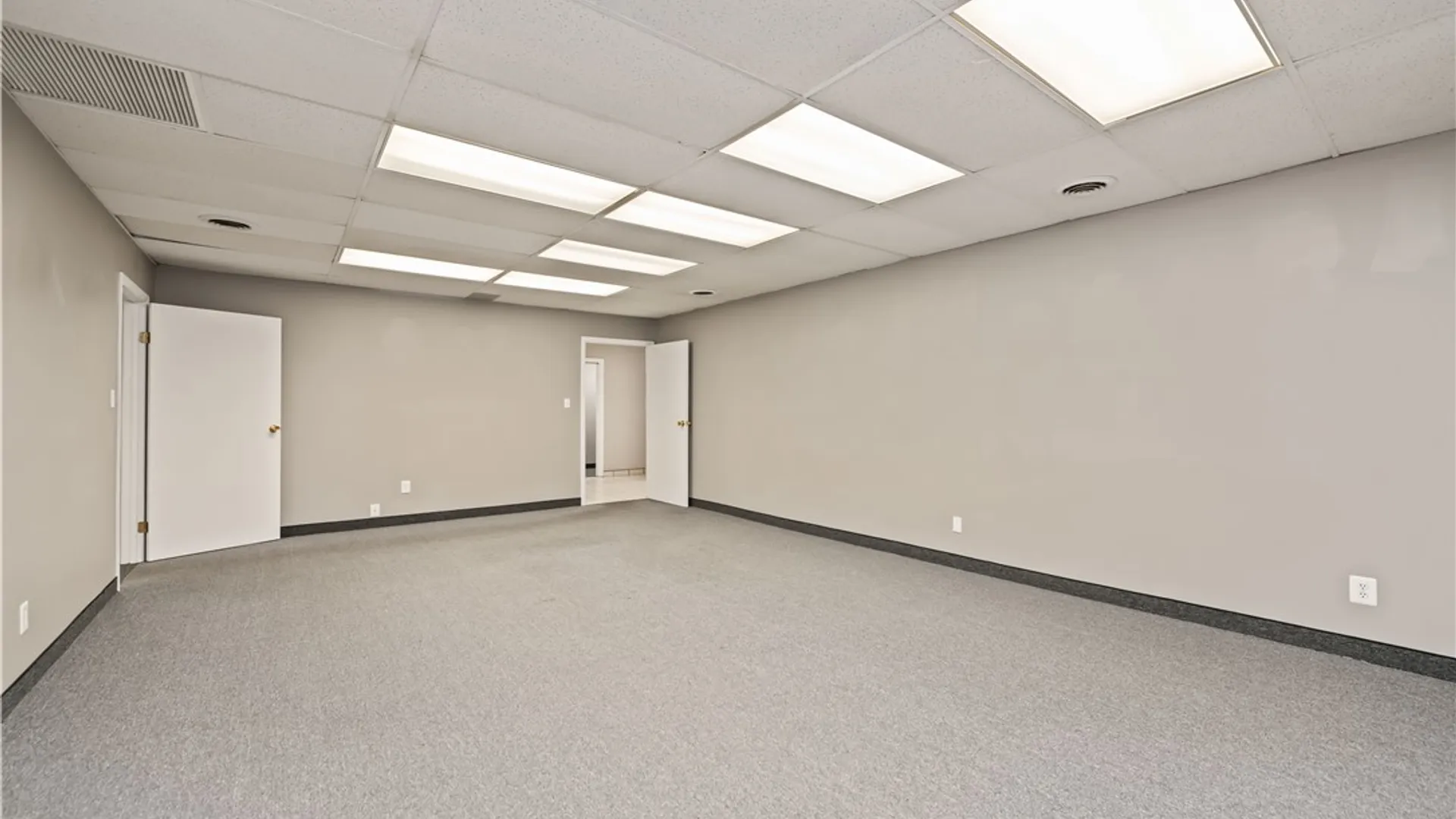 Property at 1600 Lyell Avenue, Rochester, NY 14606 31
