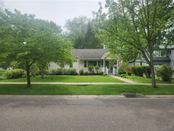 Property at 18 E Austin Street, Skaneateles, NY 13152