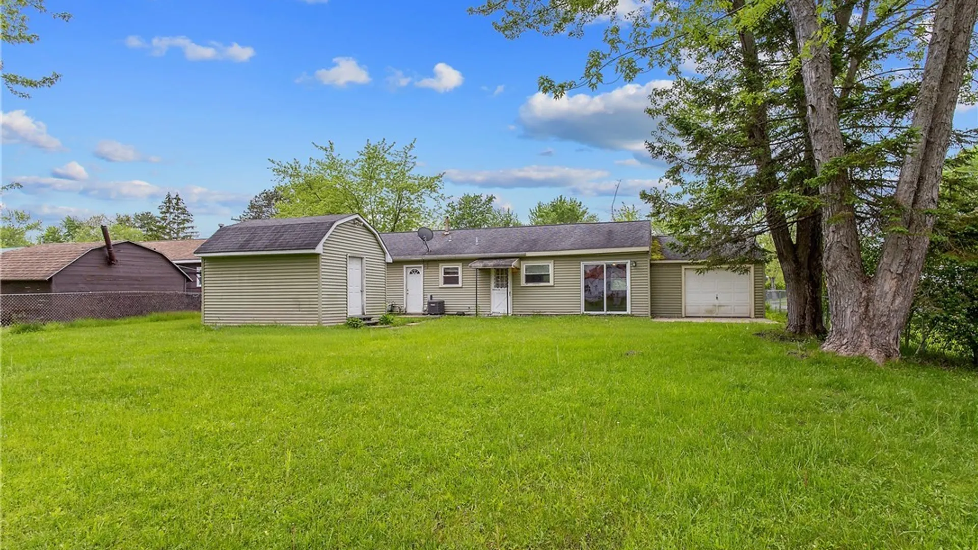 Property at 7844 Rinaldo Boulevard, Cicero, NY 13030 24
