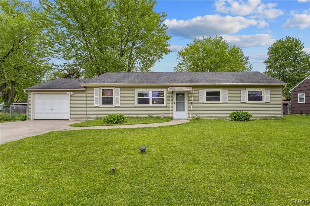 Property at 7844 Rinaldo Boulevard, Cicero, NY 13030