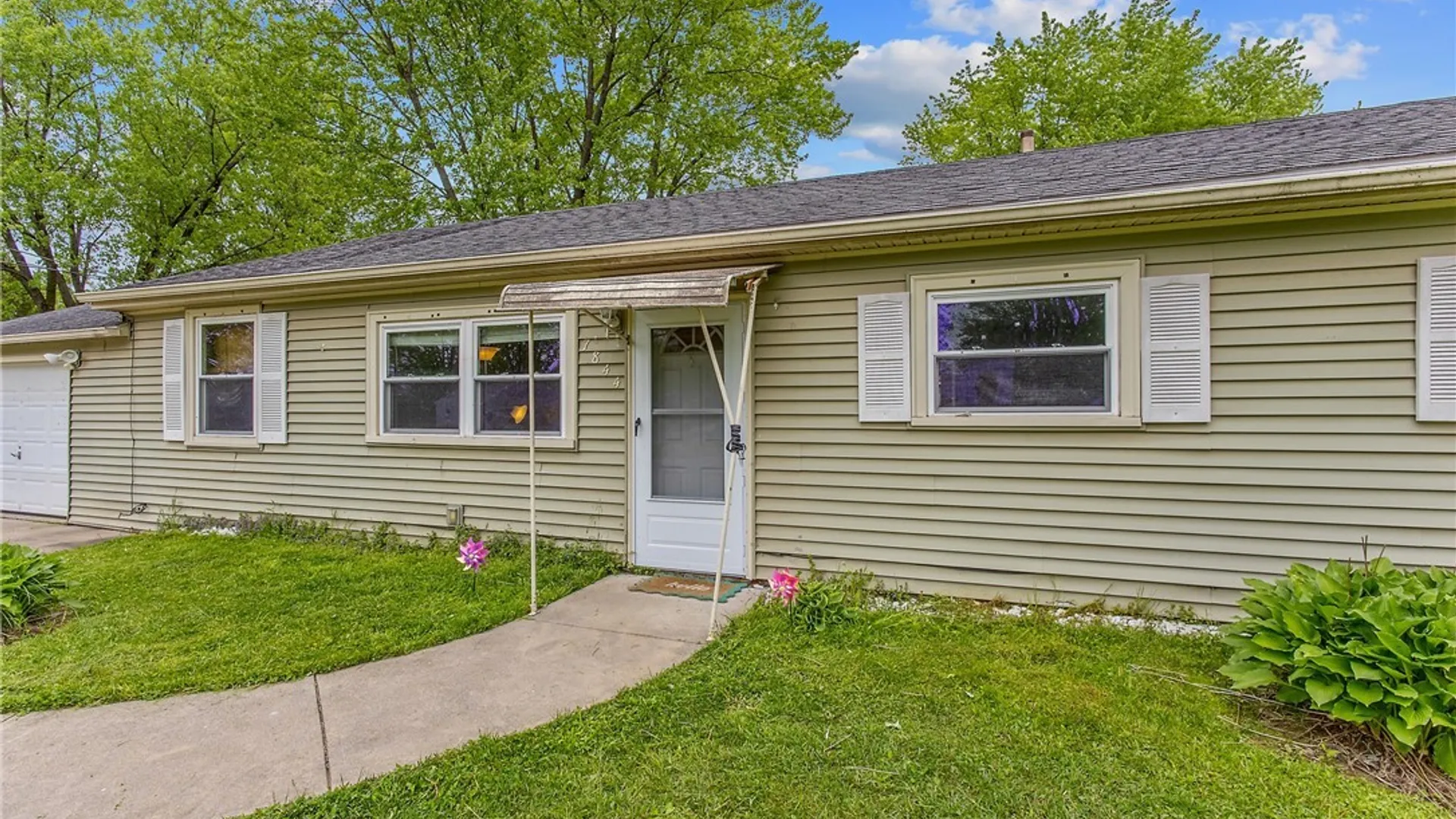 Property at 7844 Rinaldo Boulevard, Cicero, NY 13030 3