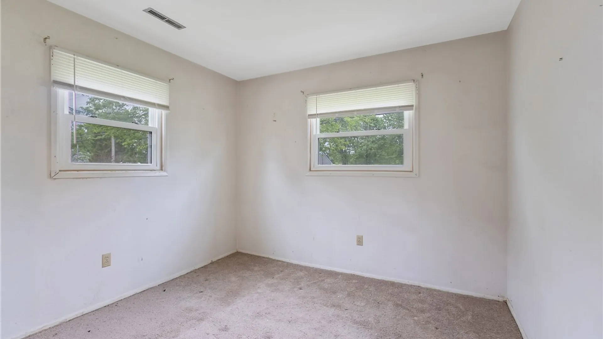 Property at 7844 Rinaldo Boulevard, Cicero, NY 13030 17