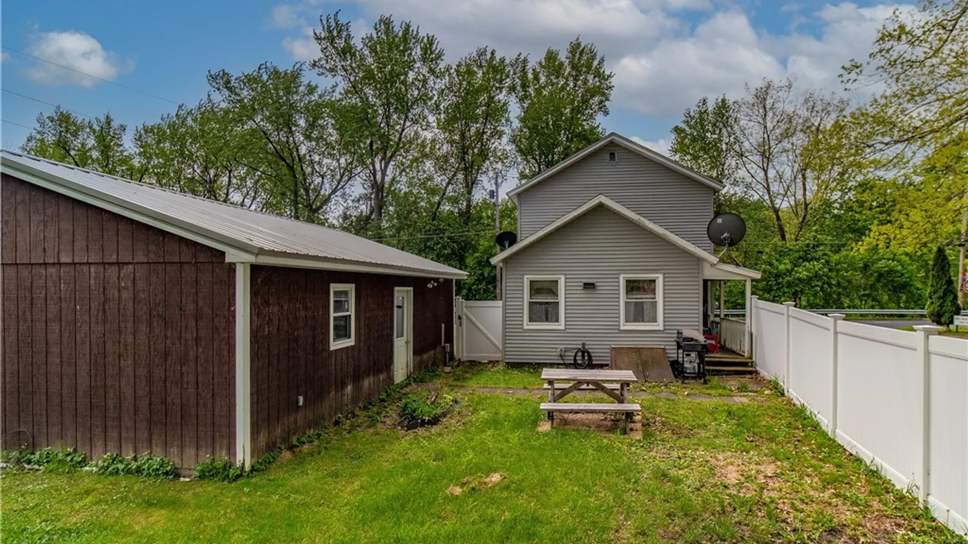 Property at 139 Wildwood Avenue, Salamanca, NY 14779 16