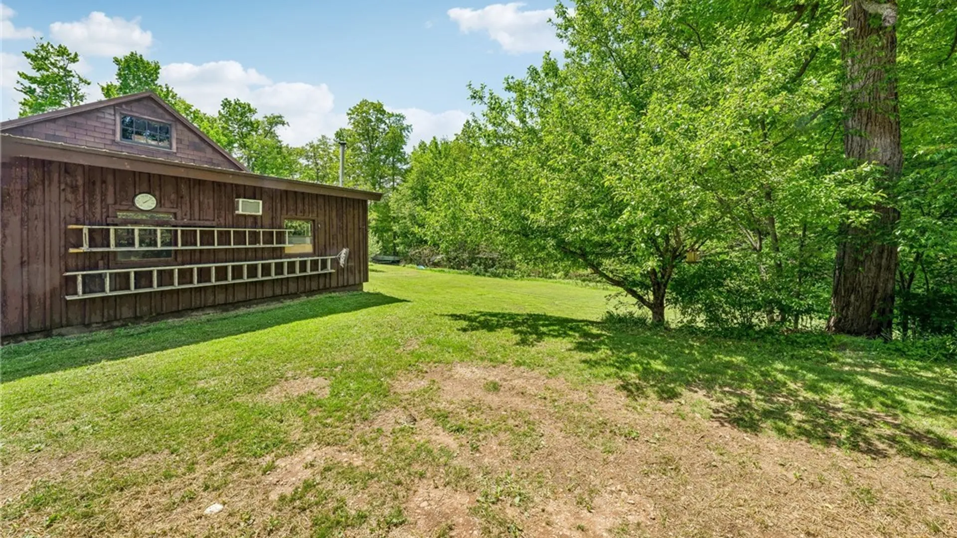 Property at 11869 Route 16, Yorkshire, NY 14042 8