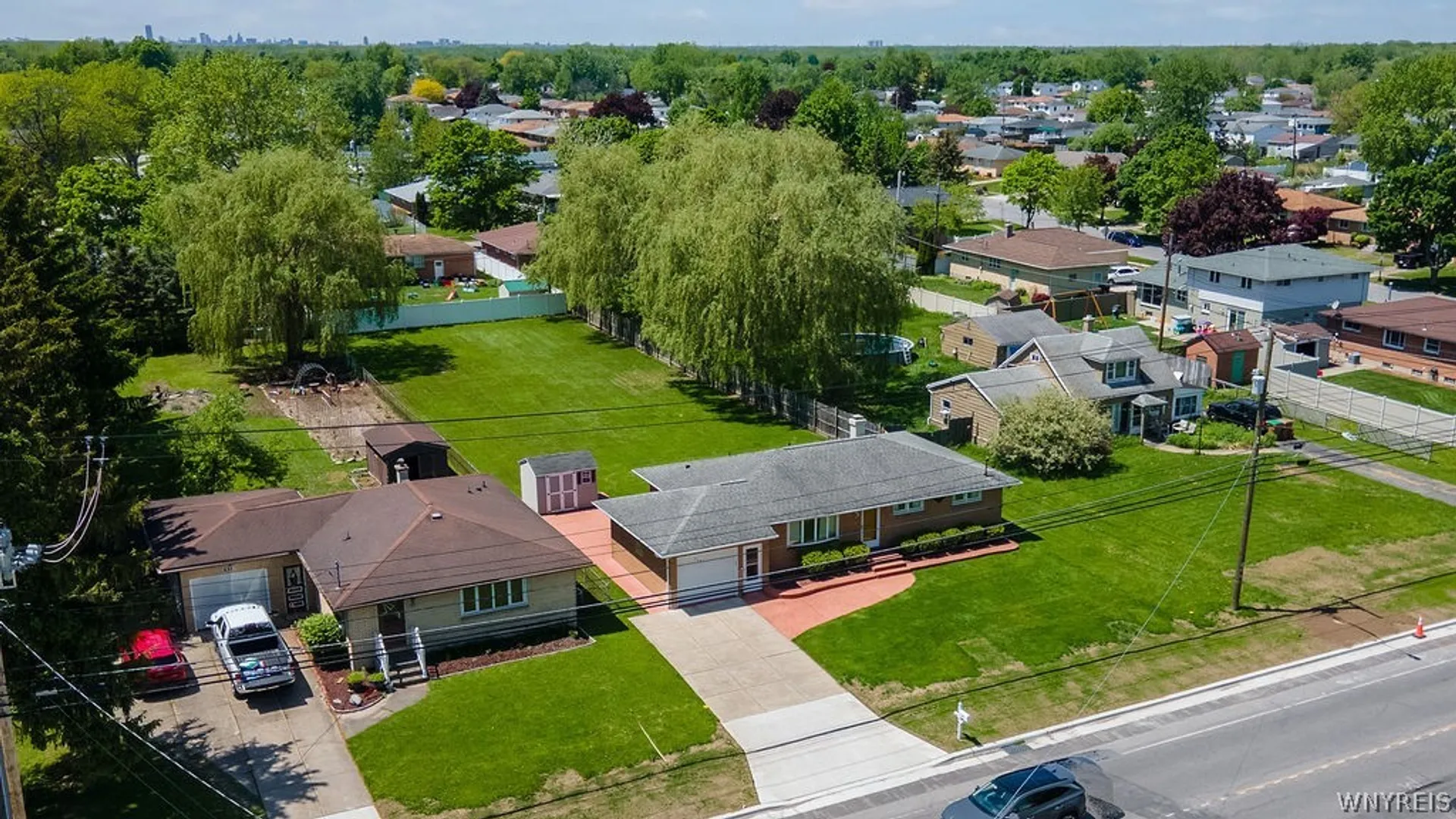 Property at 638 Borden Road, Cheektowaga, NY 14227 7