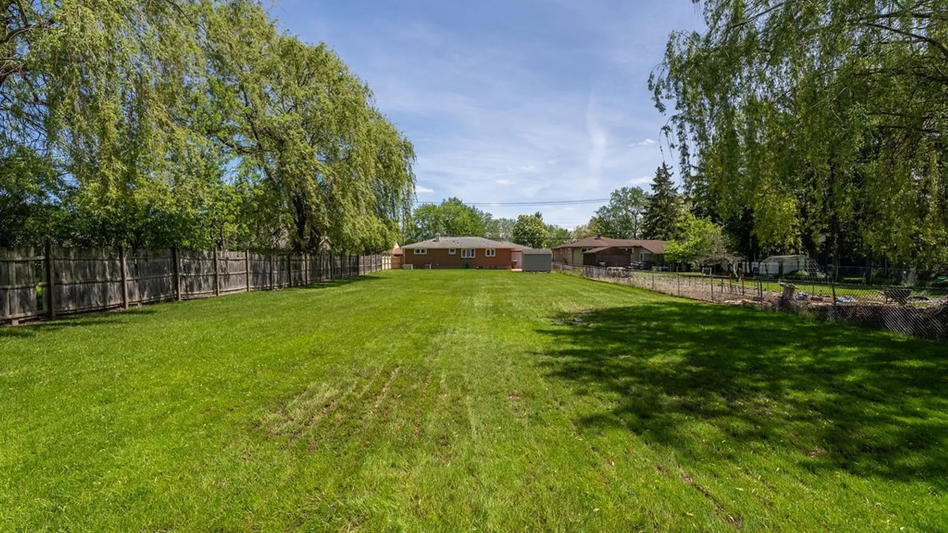Property at 638 Borden Road, Cheektowaga, NY 14227 12