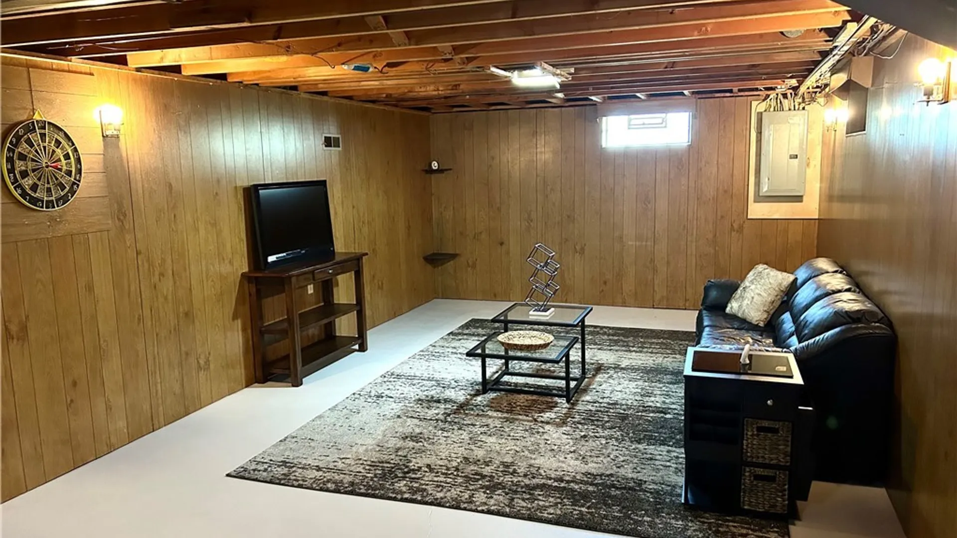 Property at 4 Oakwood Drive, Cheektowaga, NY 14227 6