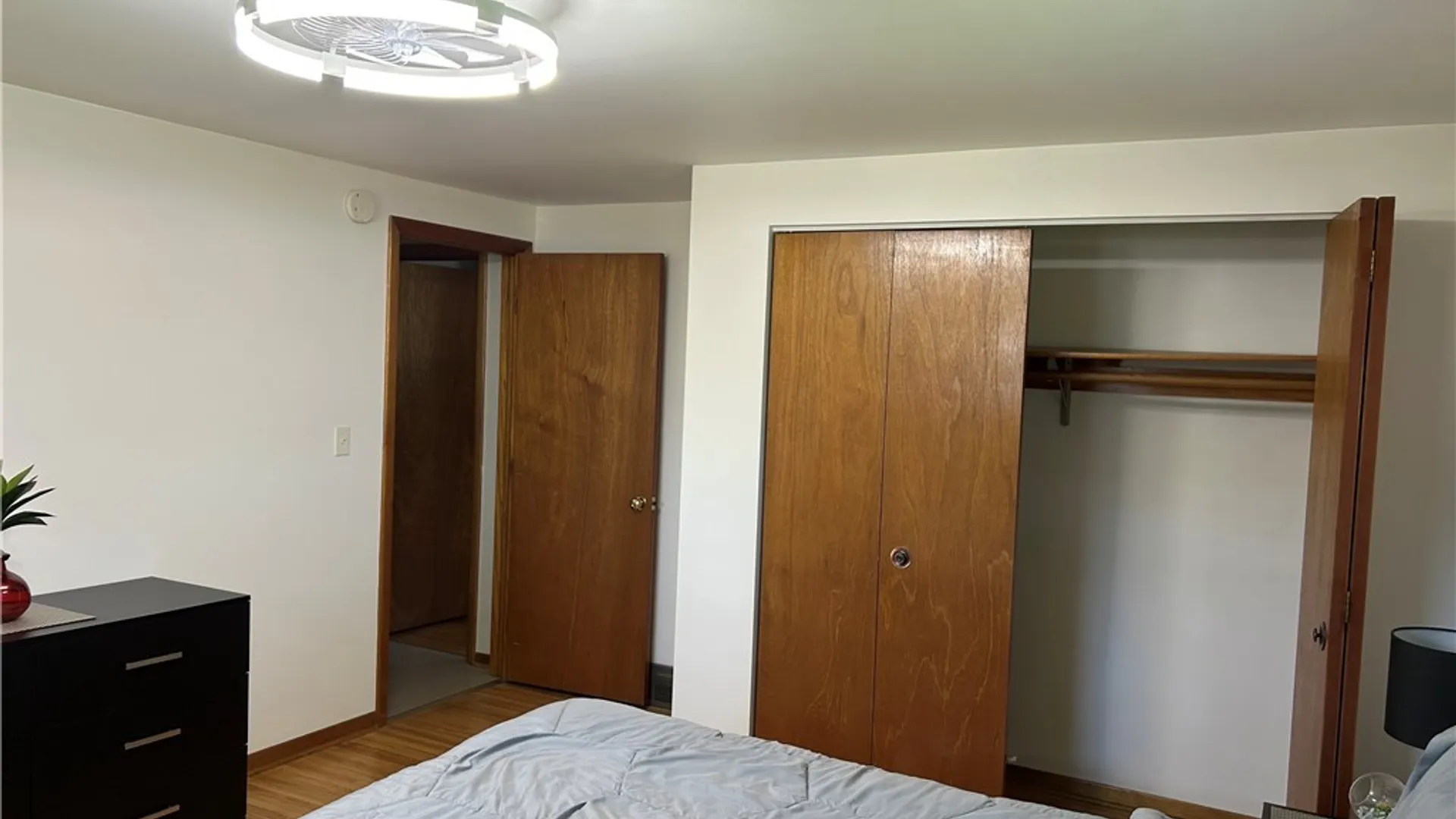Property at 4 Oakwood Drive, Cheektowaga, NY 14227 16